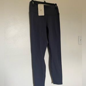 NWT Fabletics Leggings